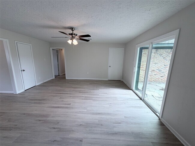 Building Photo - 4103 Goulburn Dr