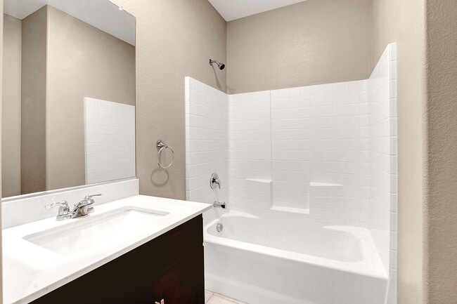 Building Photo - 3017 Termini Ave