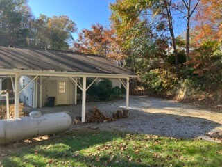 Building Photo - 202 N Spring St