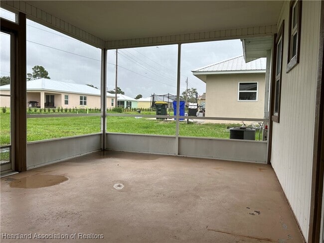 Building Photo - 4231 Grass Ave