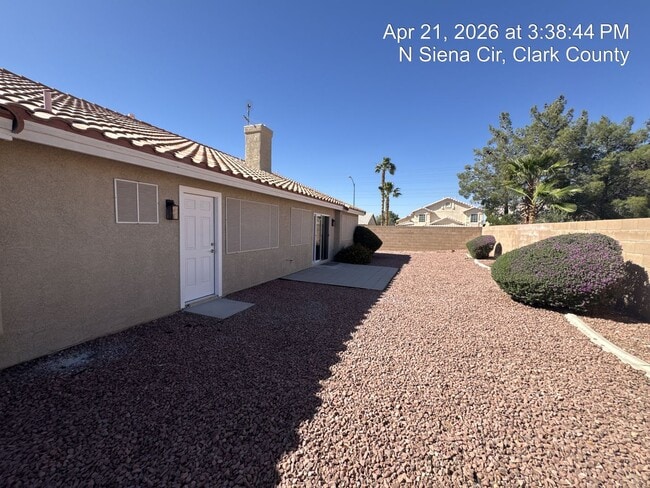 Building Photo - Remodeled Single Story, 4 Bedroom Home in Desert Shores