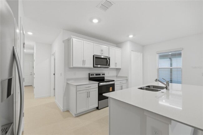 Building Photo - 6760 SW 90th Lp