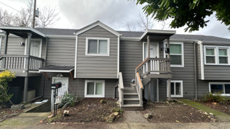Building Photo - 1014 NE 91st St