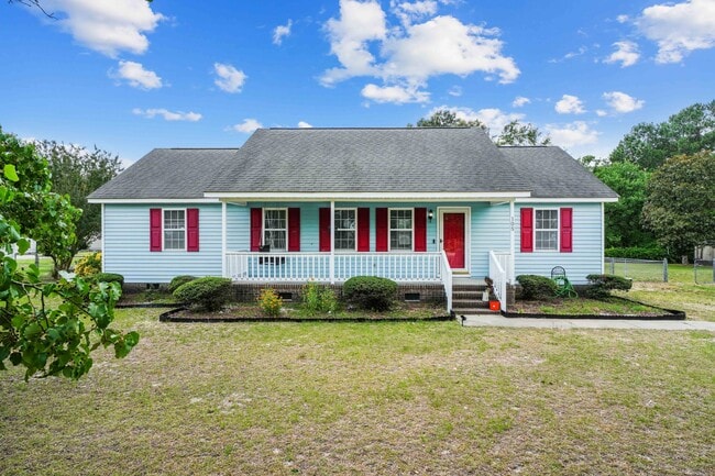 Building Photo - 105 Twin Creeks Dr