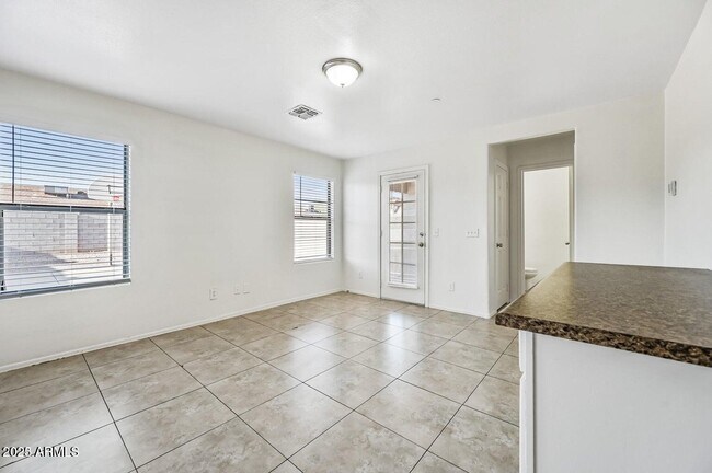 Building Photo - 11836 W Rosewood Dr