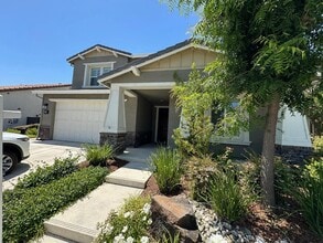 Building Photo - 2720 Chuckwagon Ln