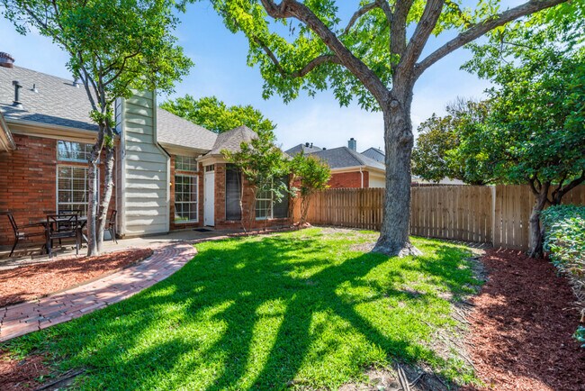 Building Photo - 10217 Napa Valley Dr