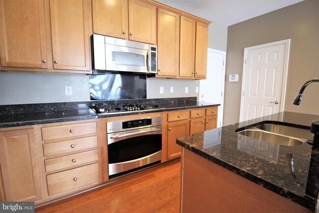 Building Photo - 2382 Brookmoor Ln