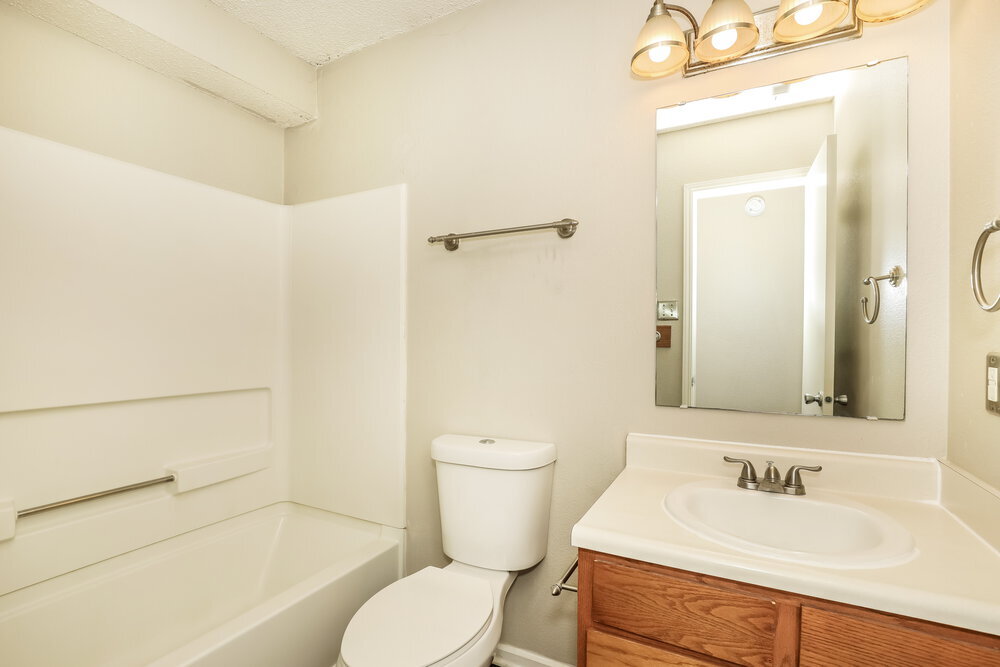 Building Photo - 14428 Black Farm Dr