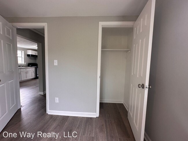 Building Photo - 2 br, 1 bath House - 714 Franklin St  B