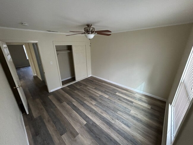 Building Photo - New New New 2 bedroom house in Northwest H...