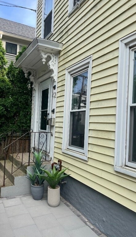 Building Photo - 22 Hingham St