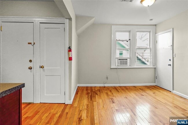 Building Photo - 117 Parkview Terrace