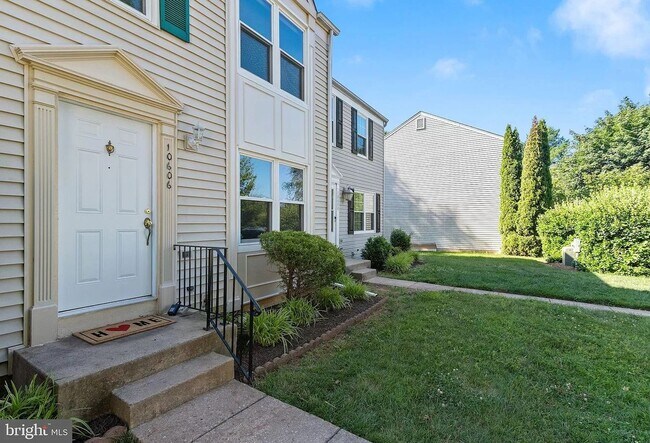 Building Photo - 10606 Tuppence Ct