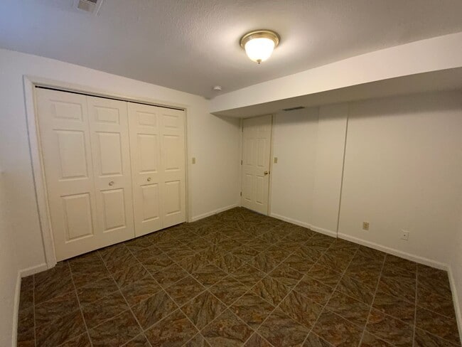 Building Photo - 201- 203 Briarcrest Ct