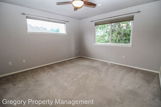 Building Photo - 4 br, 2.5 bath House - 18114 28th Drive SE