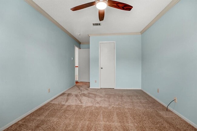 Building Photo - 8001 Manassas Dr