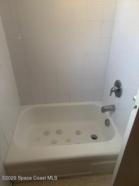 Building Photo - 108 Ave D E