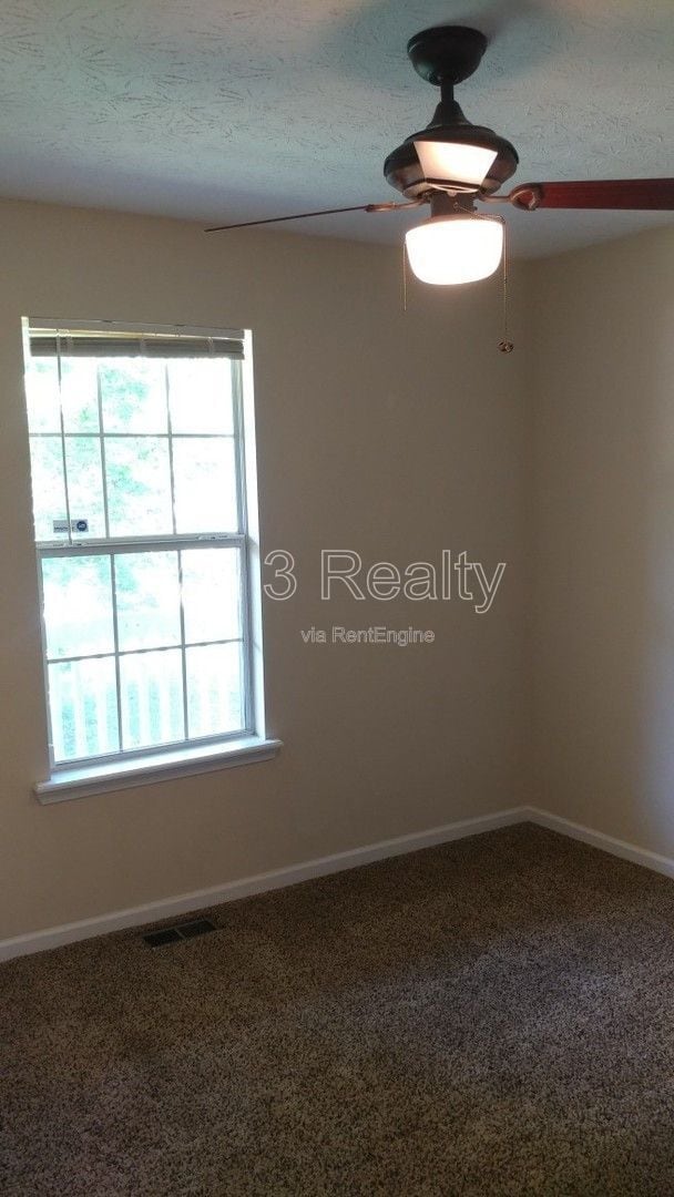 Building Photo - 110 Kyler Way