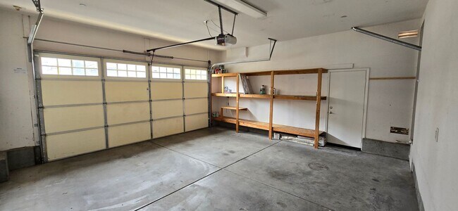 Building Photo - Seabridge Single Family Home in gated community in Oxnard