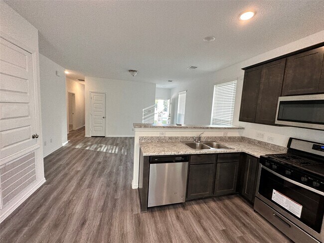 Building Photo - 16504 Moss Ln