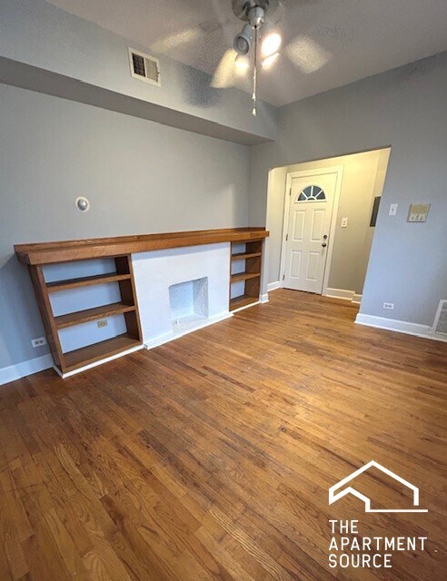 Building Photo - 3436 W Leland Ave