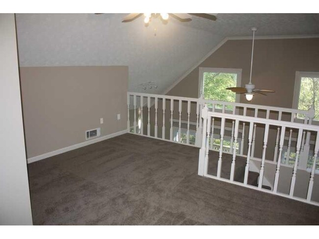Building Photo - 3836 Clubhouse Dr