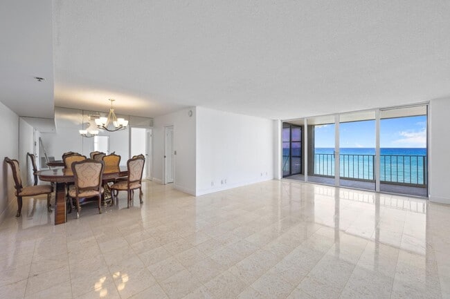 Building Photo - 3200 S Ocean Blvd