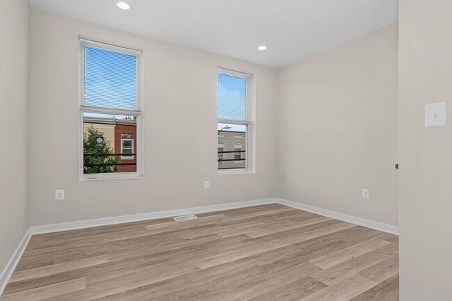 Building Photo - 517 E 27th St