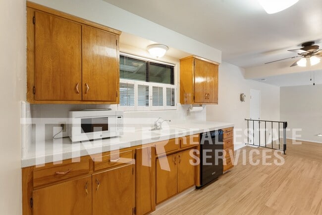 Building Photo - 7304 Idle Wild Way