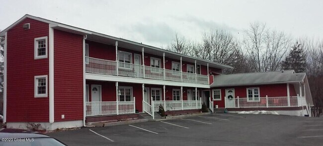 Primary Photo - 220 Broad St