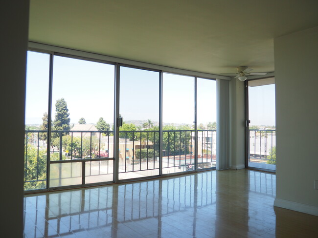Living Room views - 375 Atlantic Ave