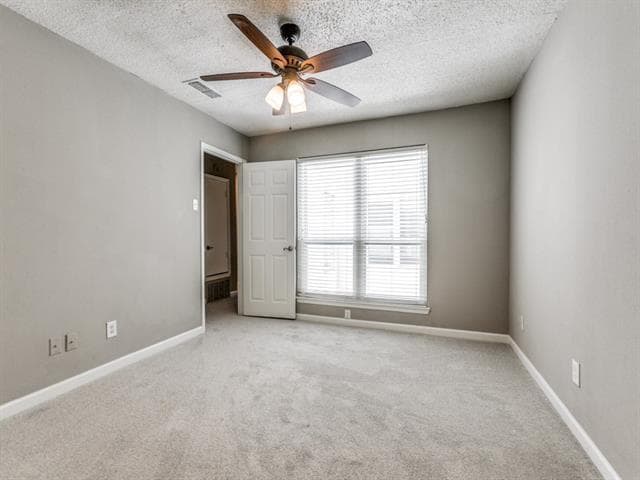 Building Photo - 12518 Burninglog Ln