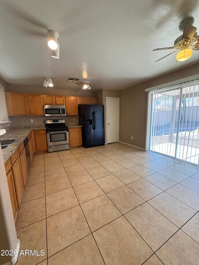 Building Photo - 12622 W Corrine Dr