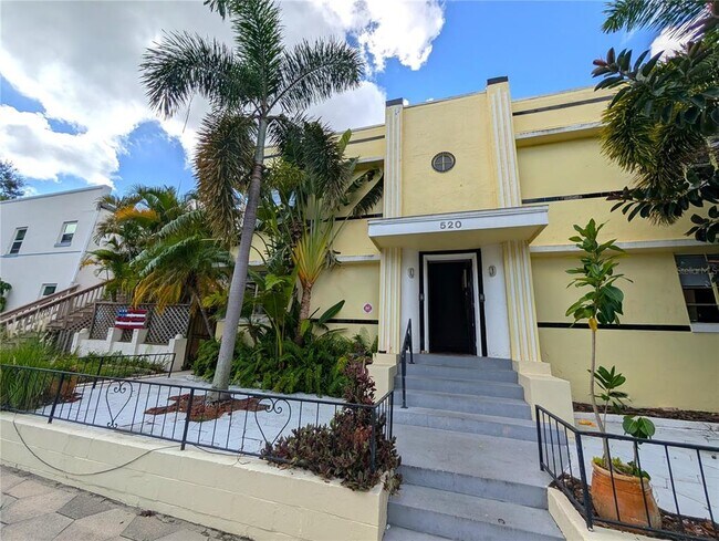 Building Photo - 520 11th Ave N