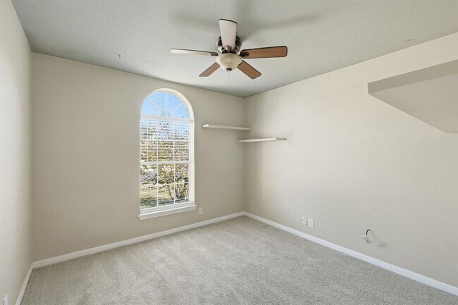 Building Photo - 119 Bayliss St