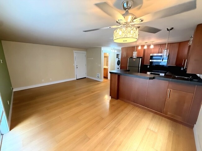 Building Photo - Modern West Seattle Condo | Beautiful Two Bedroom with Private Balcony