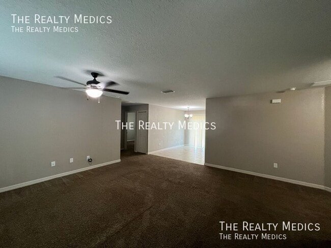 Building Photo - 325 Malauka Loop