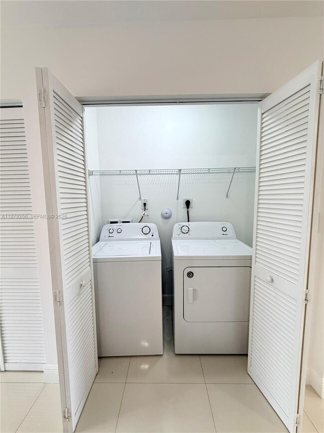 Building Photo - 13728 SW 258th Ln