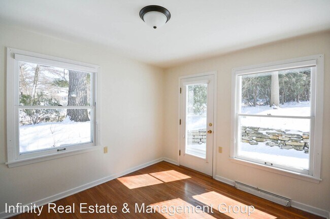 Building Photo - 3 br, 3 bath House - 1010 6th St SW