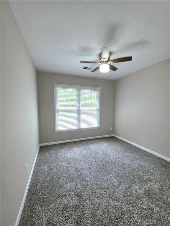 Building Photo - 765 N Parkwood Rd