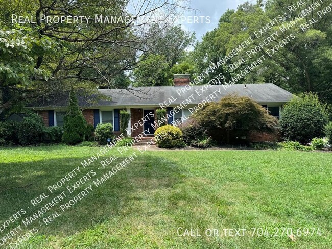 Building Photo - Charming 3BR/2BA Home in Charlotte!