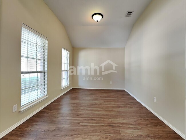 Building Photo - 406 Fireberry Dr