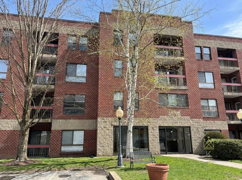 Building Photo - 14 Heron St
