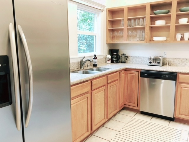 S.S. appliances in kitchen - 2005 N Beachwood Dr