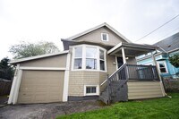 Building Photo - CLE-4637