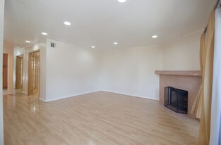 Living Room - 1348 N Orange Dr
