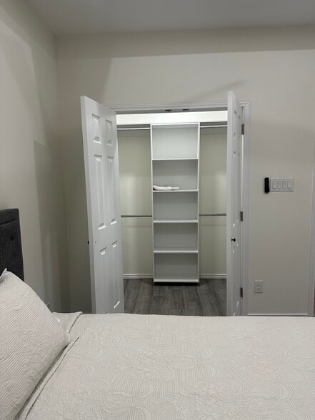 Building Photo - 1521 Karen Dr