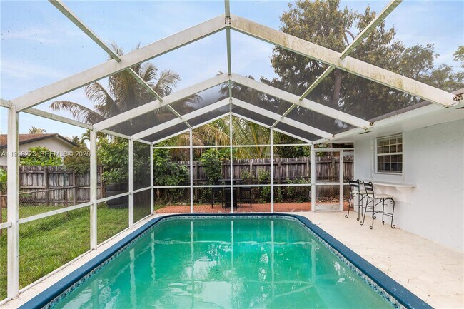 Building Photo - 8970 Johnson St