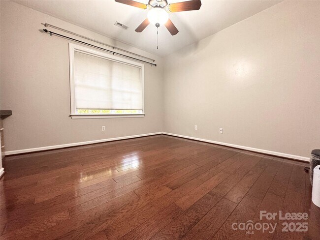Building Photo - 11028 Huntington Meadow Ln